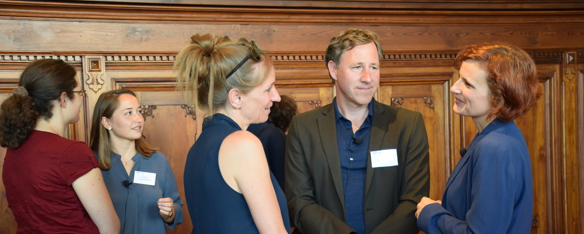 Junge Wissenschaft trifft Katja Kipping