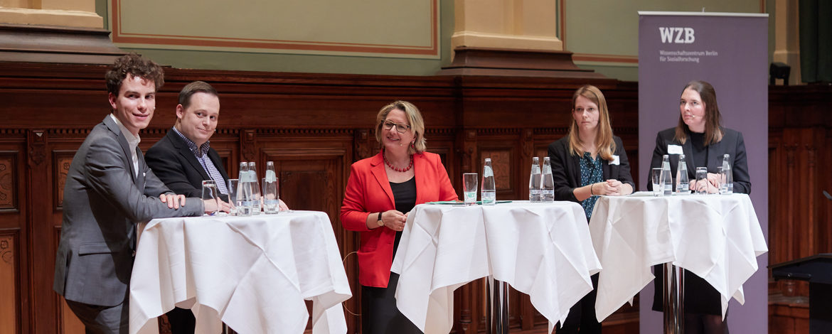Junge Wissenschaft trifft Svenja Schulze